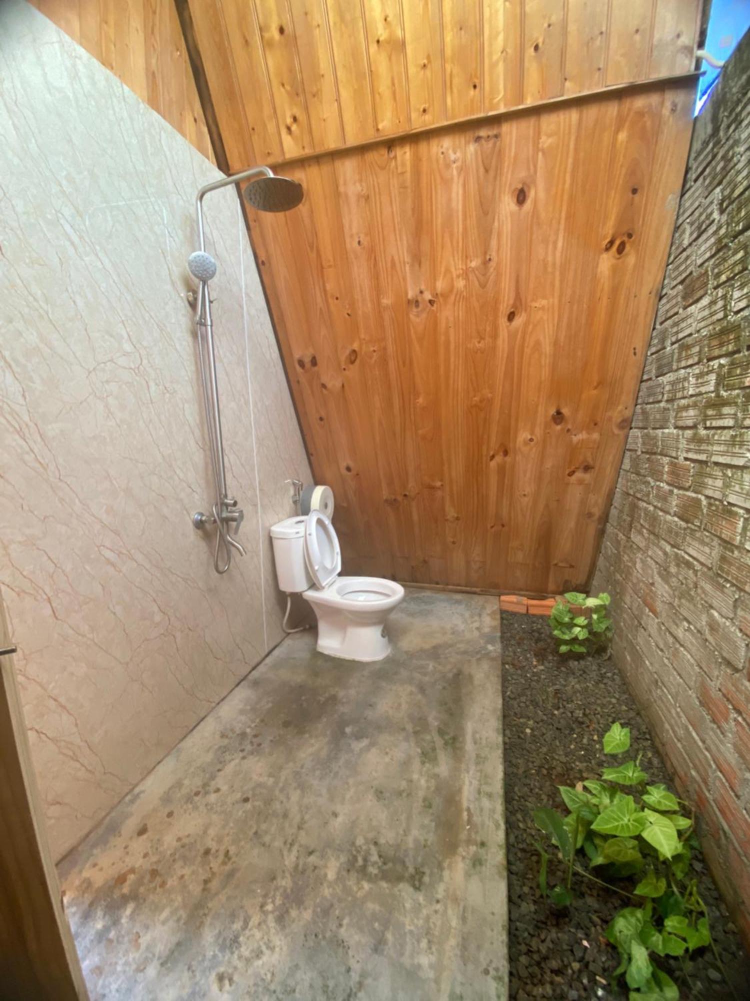 Nhà của Nếp Vila Plei Brel Exterior foto